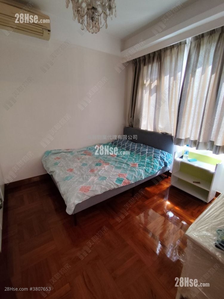 海裕苑 售盘 3 房 1,077 平方尺