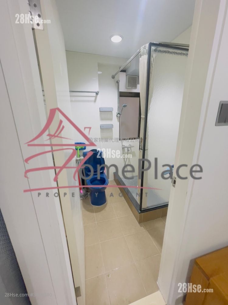 西摩道13-13A号 租盘 2 房 , 1 浴室 450 平方尺