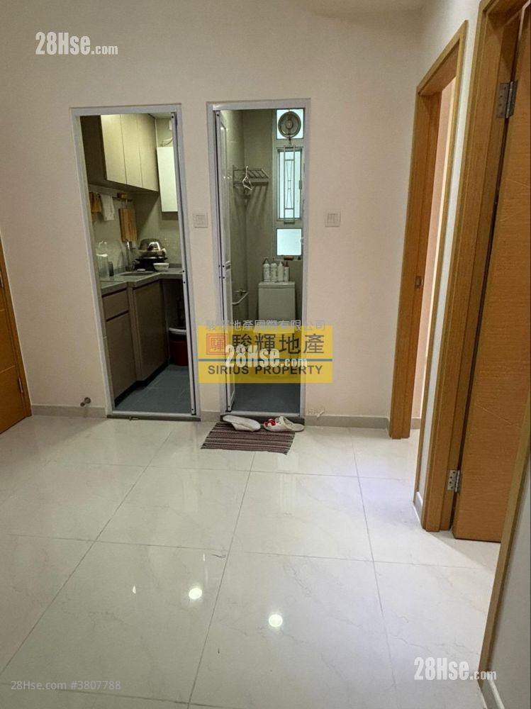 永发大厦 售盘 2 房 , 1 浴室 246 平方尺