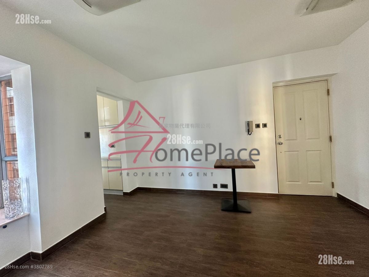 Flora Court Rental 1 Bedroom , 1 Bathroom 339 ft²