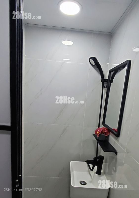 单幢楼房 租盘 1 房 , 1 浴室 230 平方尺