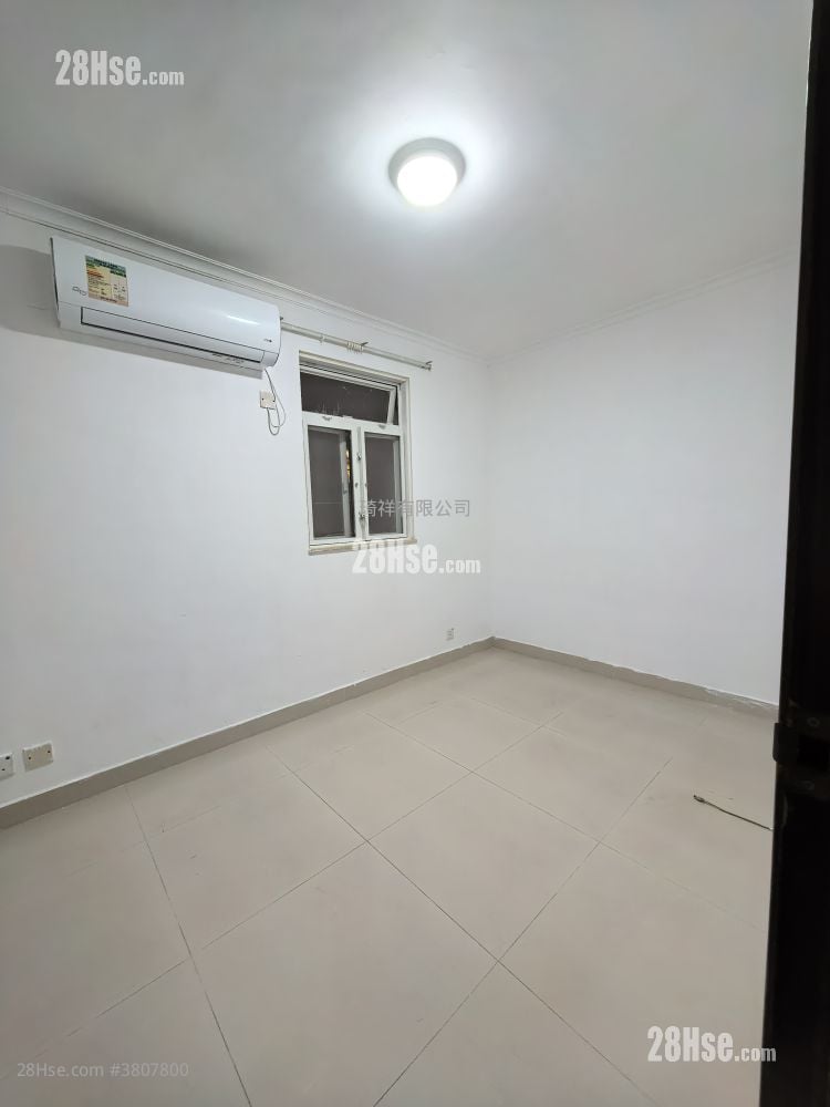 Village Rental 3 Bedrooms , 1 Bathroom