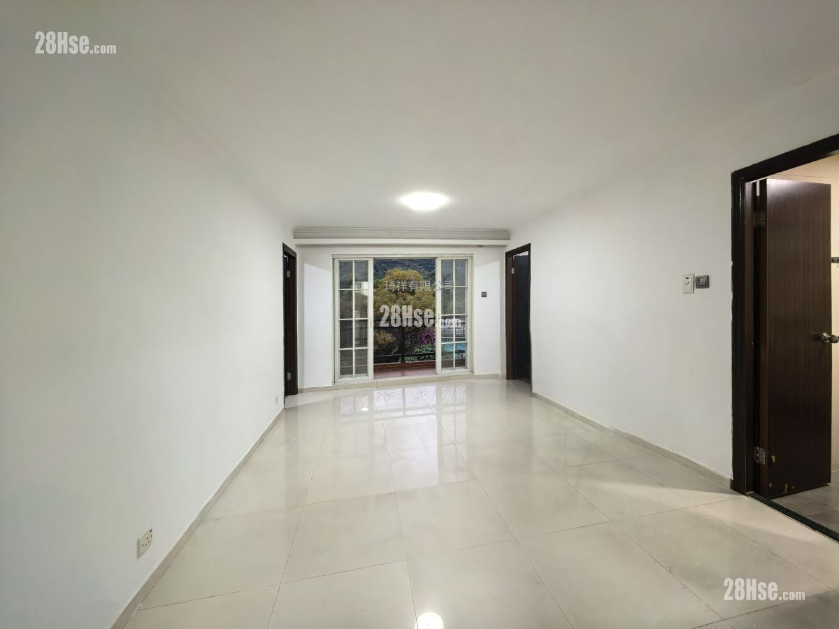 Village Rental 3 Bedrooms , 1 Bathroom