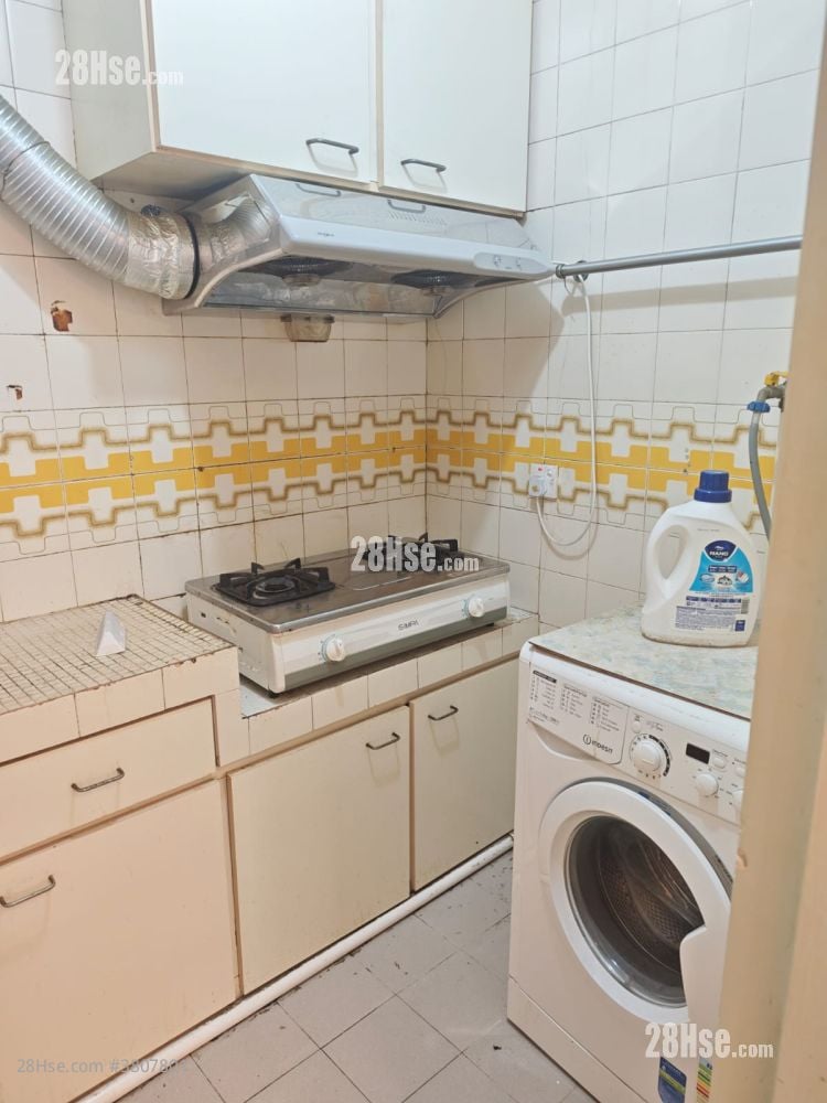 红磡湾中心 租盘 411 平方尺