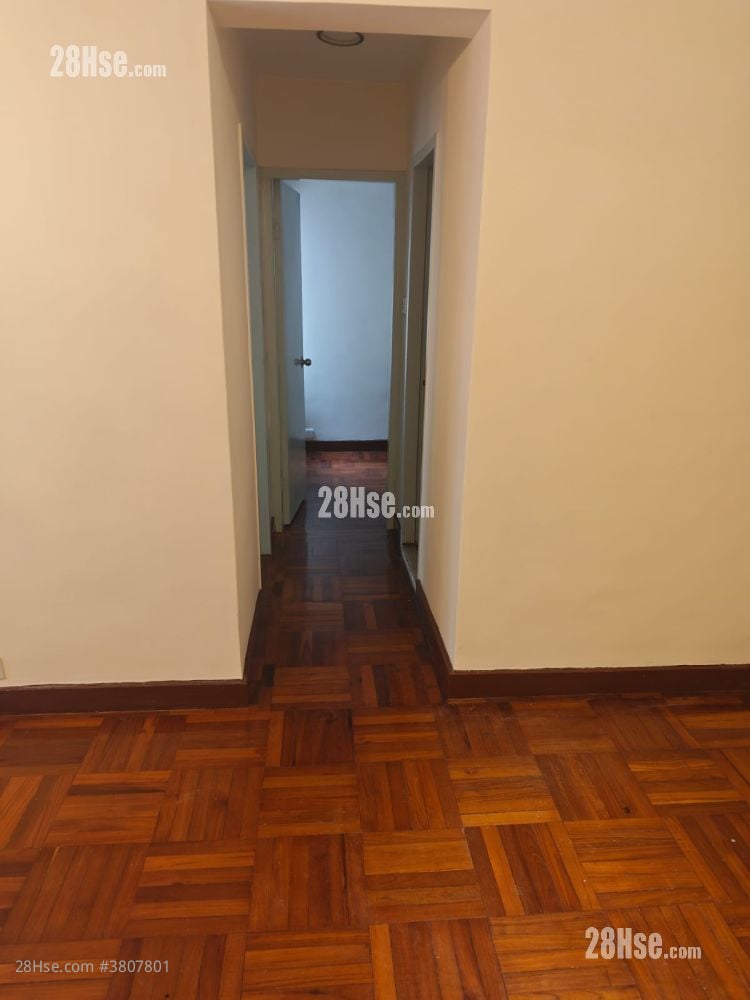 红磡湾中心 租盘 411 平方尺