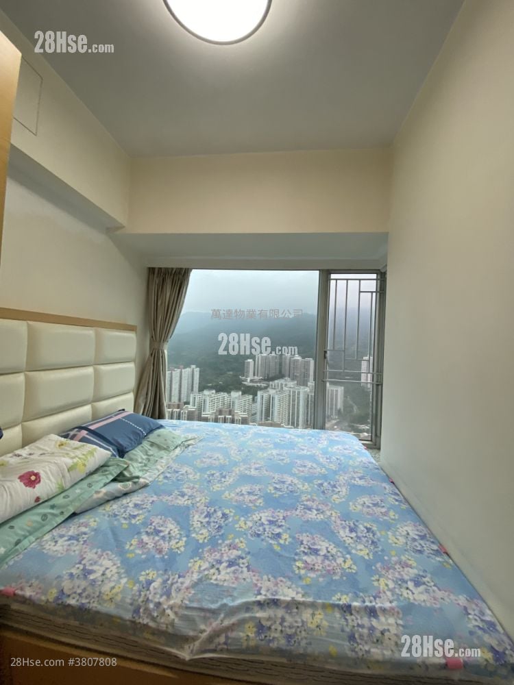 Festival City Sell 3 Bedrooms , 2 Bathrooms 680 ft²