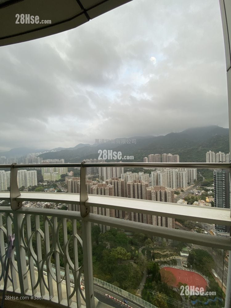 Festival City Sell 3 Bedrooms , 2 Bathrooms 680 ft²