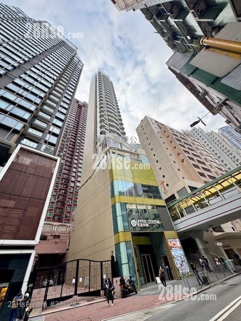 Upper Central Rental Studio , 1 Bathroom 168 ft²