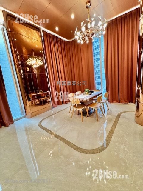 Upper Central Rental Studio , 1 Bathroom 168 ft²