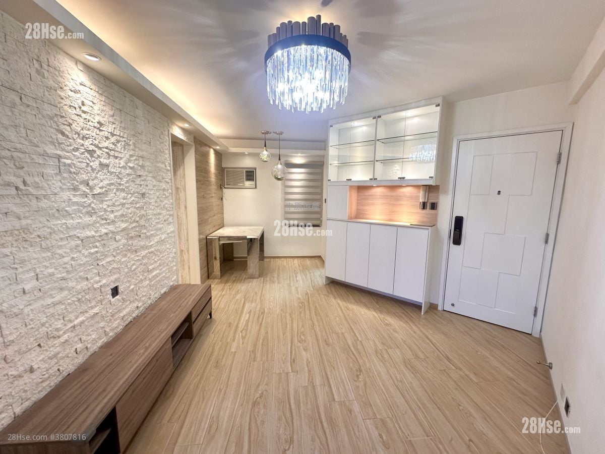 嘉湖山庄 租盘 3 房 , 1 浴室 551 平方尺