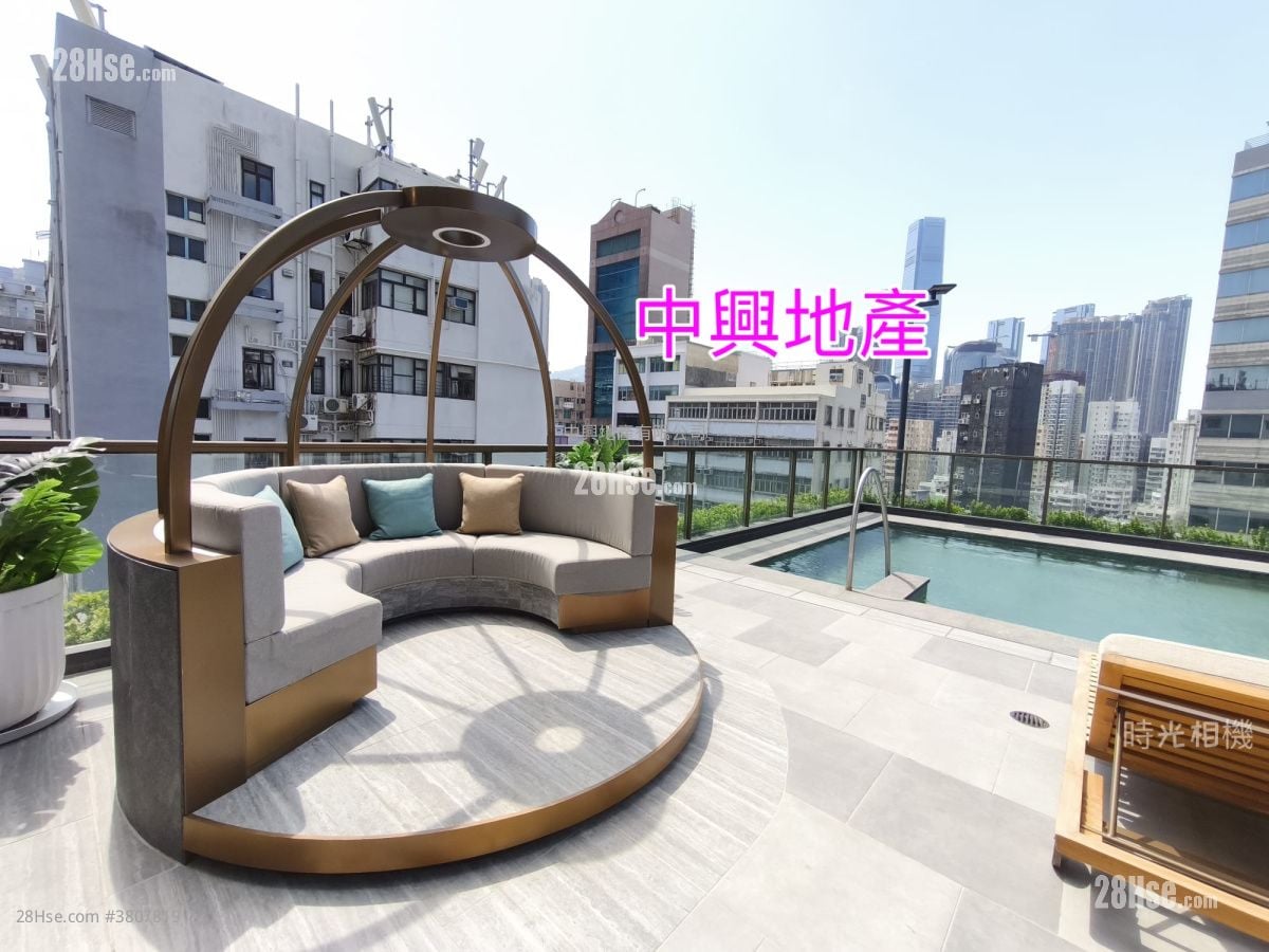 Topside Residence Rental 3 Bedrooms 272 ft²