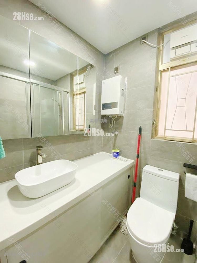 碧湖花园 售盘 2 房 , 1 浴室 441 平方尺