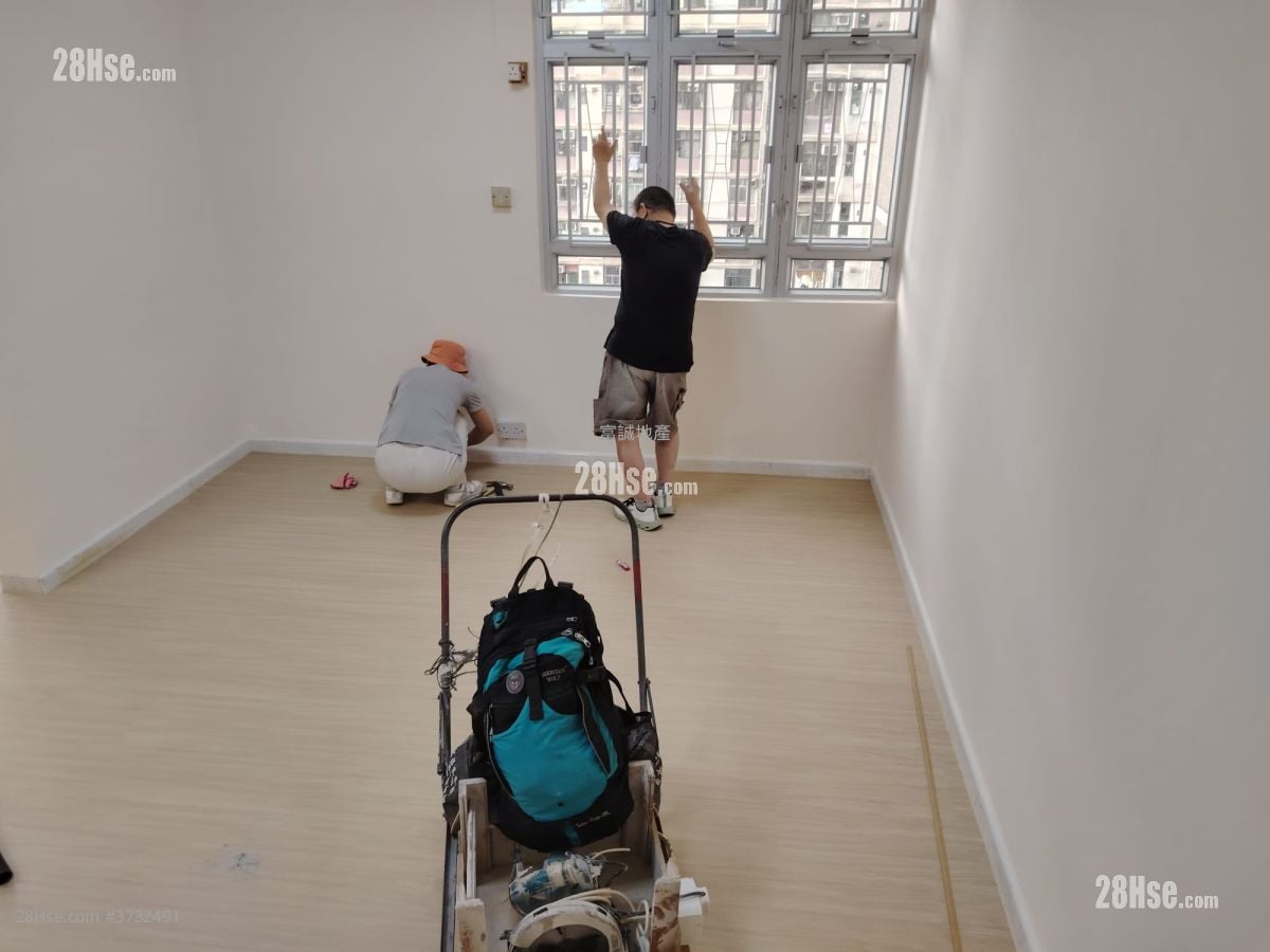 东头(二)邨 售盘 2 房 , 1 浴室 435 平方尺