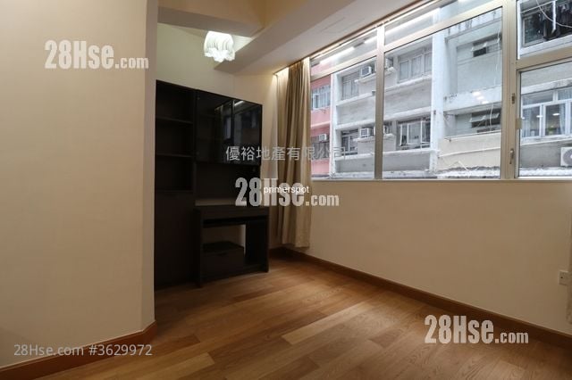 swatow st  租盘 1 房 , 1 浴室 445 平方尺