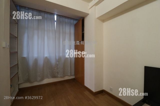 swatow st  租盘 1 房 , 1 浴室 445 平方尺