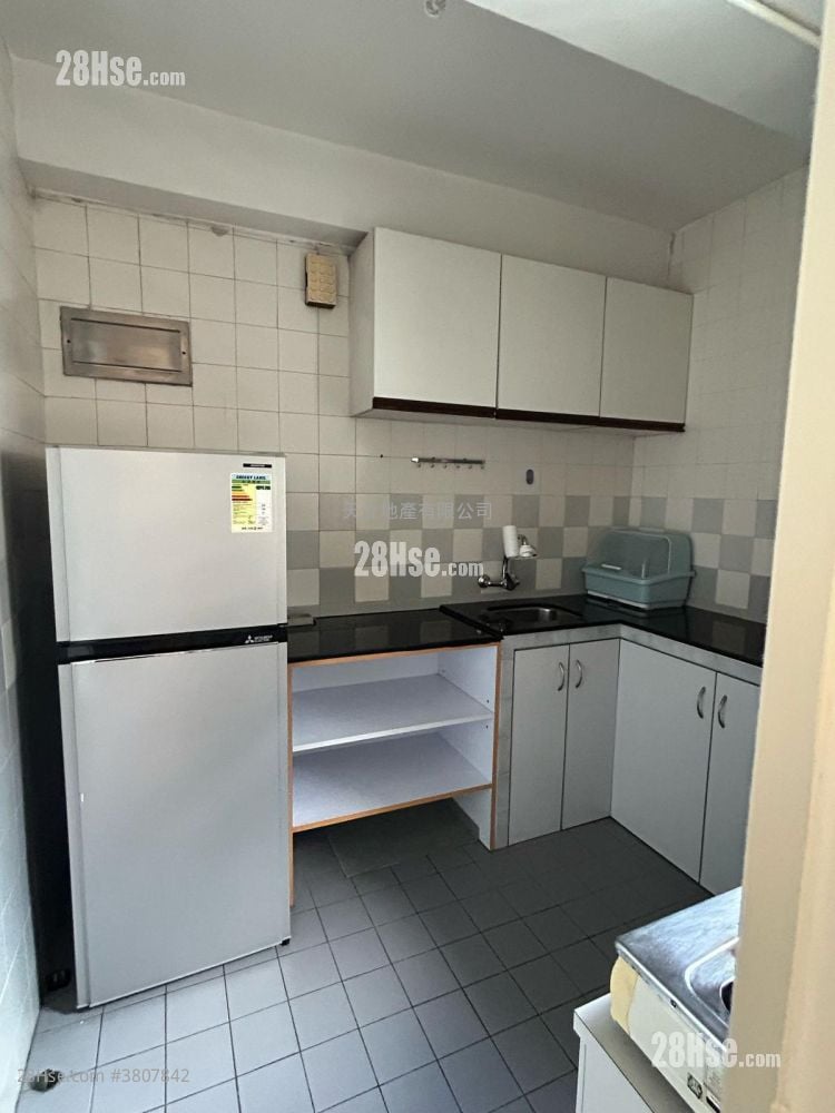 Hongway Garden Rental 2 Bedrooms , 1 Bathroom 380 ft²