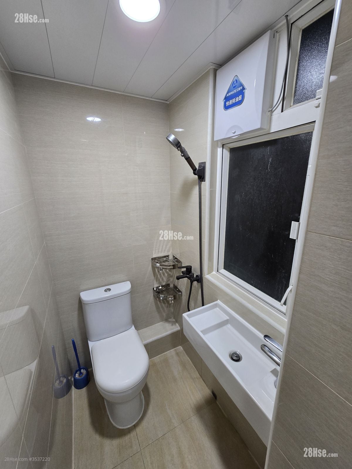 福英大廈 租盤 開放式間隔 , 1 浴室 128 平方呎