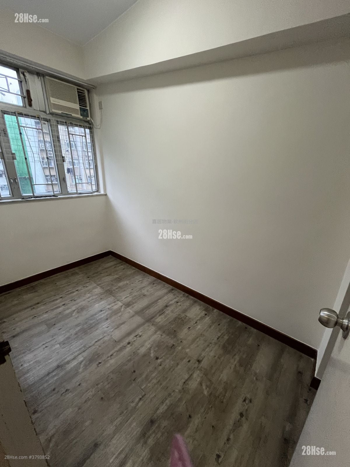 正辉大楼 售盘 3 房 463 平方尺