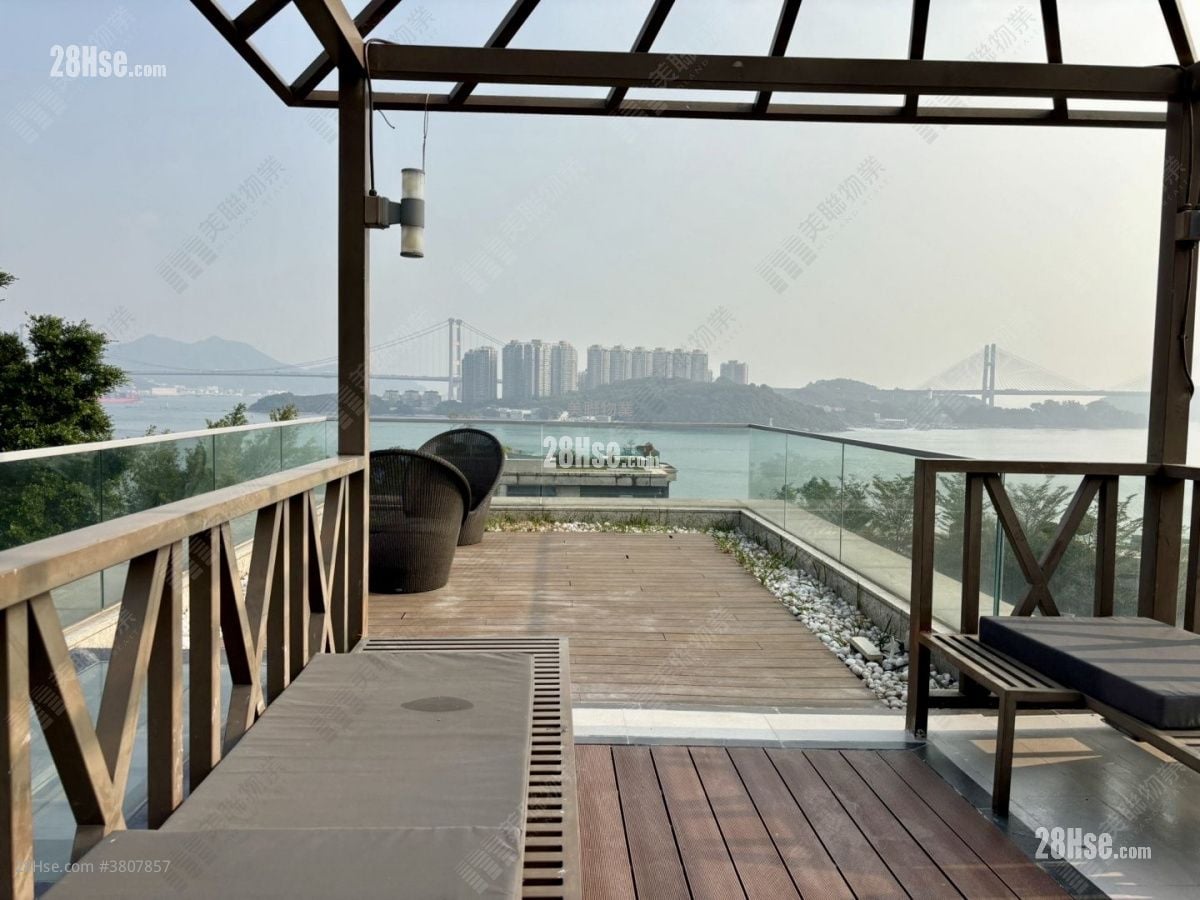 Seascape Villa Rental 4 Bedrooms , 4 Bathrooms 2,827 ft²