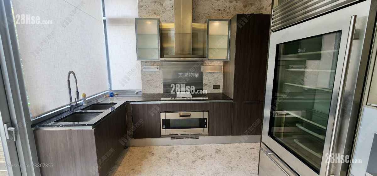 Seascape Villa Rental 4 Bedrooms , 4 Bathrooms 2,827 ft²