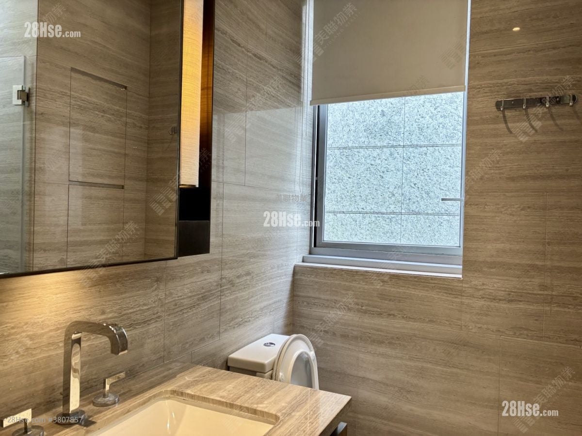 Seascape Villa Rental 4 Bedrooms , 4 Bathrooms 2,827 ft²