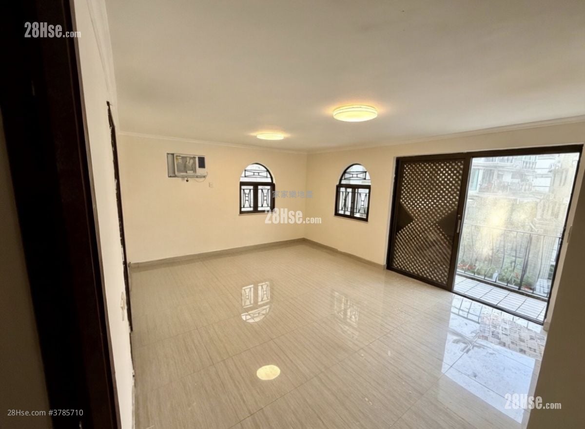 村屋 租盘 2 房 , 1 浴室 700 平方尺