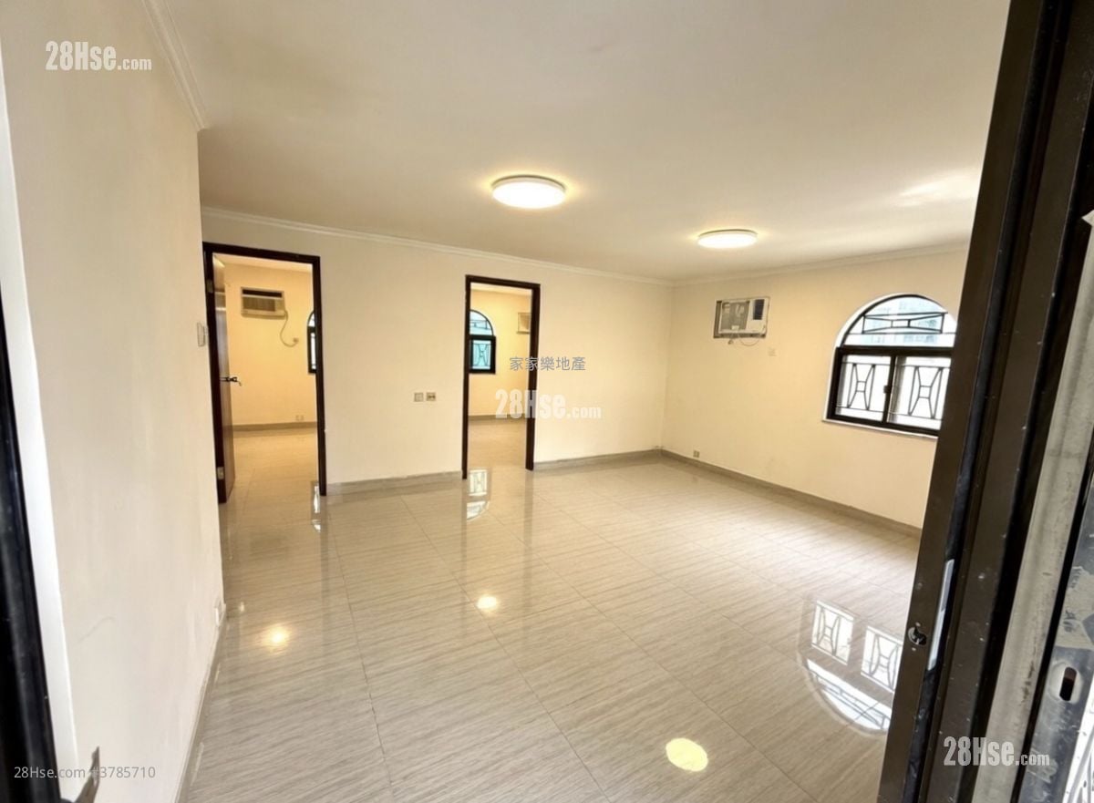 村屋 租盘 2 房 , 1 浴室 700 平方尺