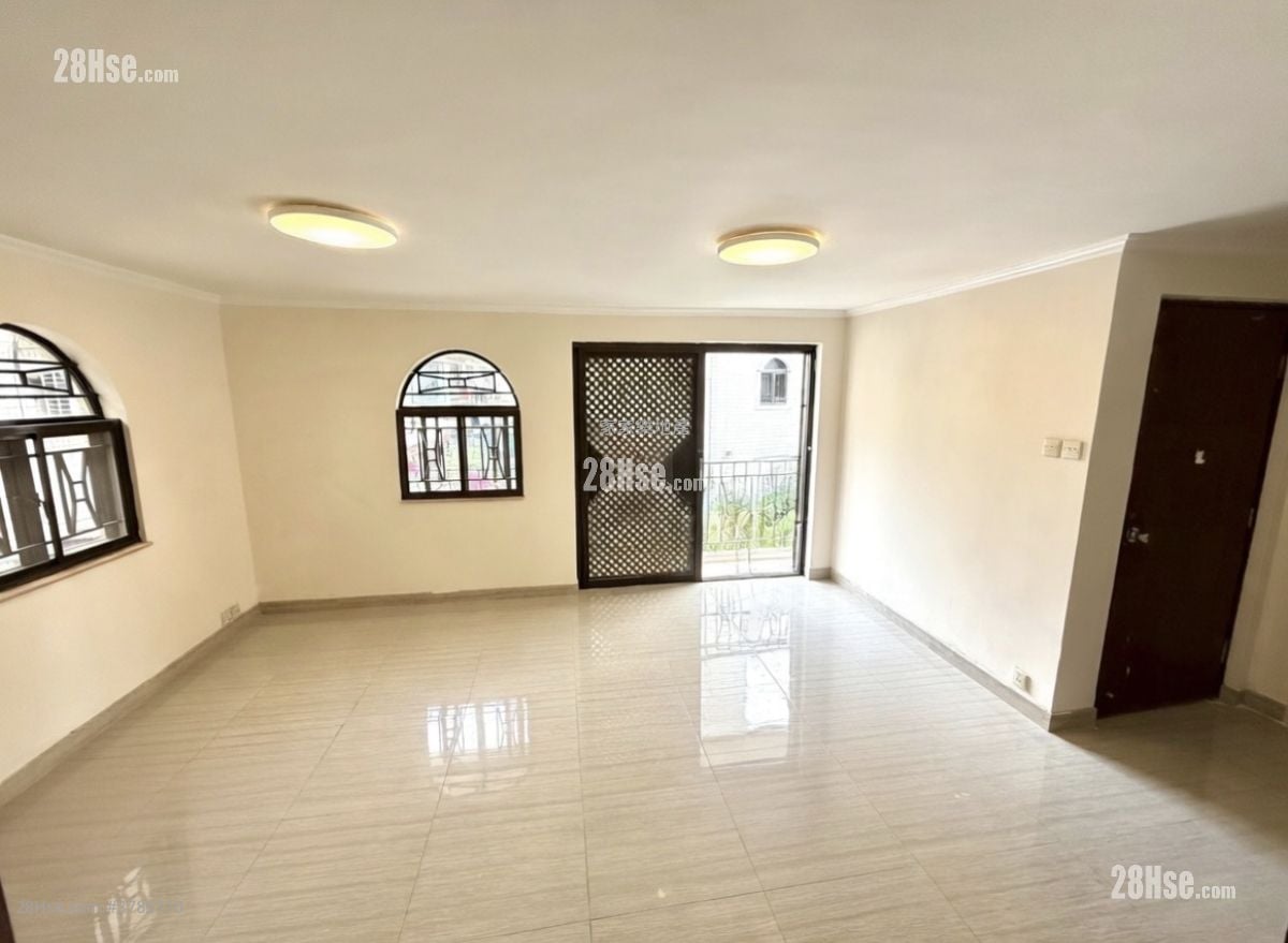 村屋 租盘 2 房 , 1 浴室 700 平方尺