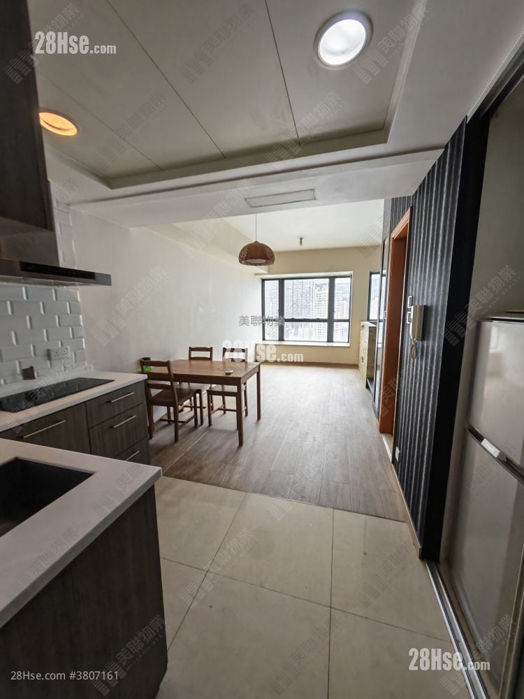 爵悦庭 售盘 1 房 384 平方尺