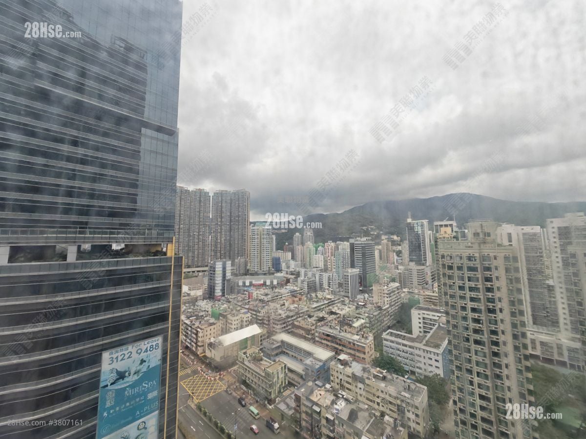 爵悦庭 售盘 1 房 384 平方尺