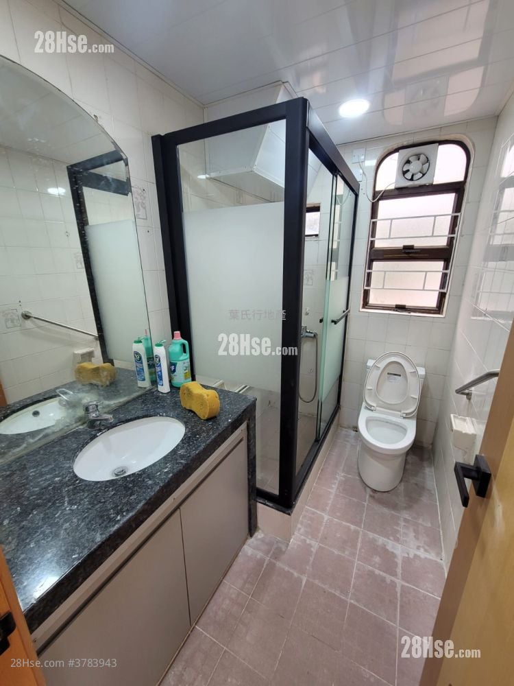 稔湾村 租盘 2 房 , 1 浴室 700 平方尺