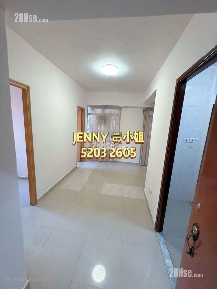 Hong Ning Building Sell 2 Bedrooms , 1 Bathroom 330 ft²