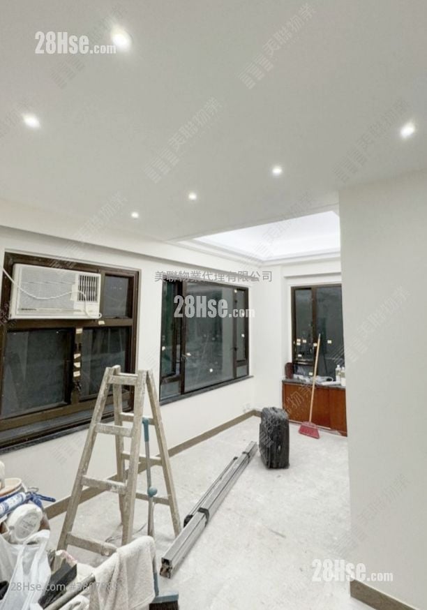 Golden Lion Garden Sell 1 Bedroom , 1 Bathroom 282 ft²