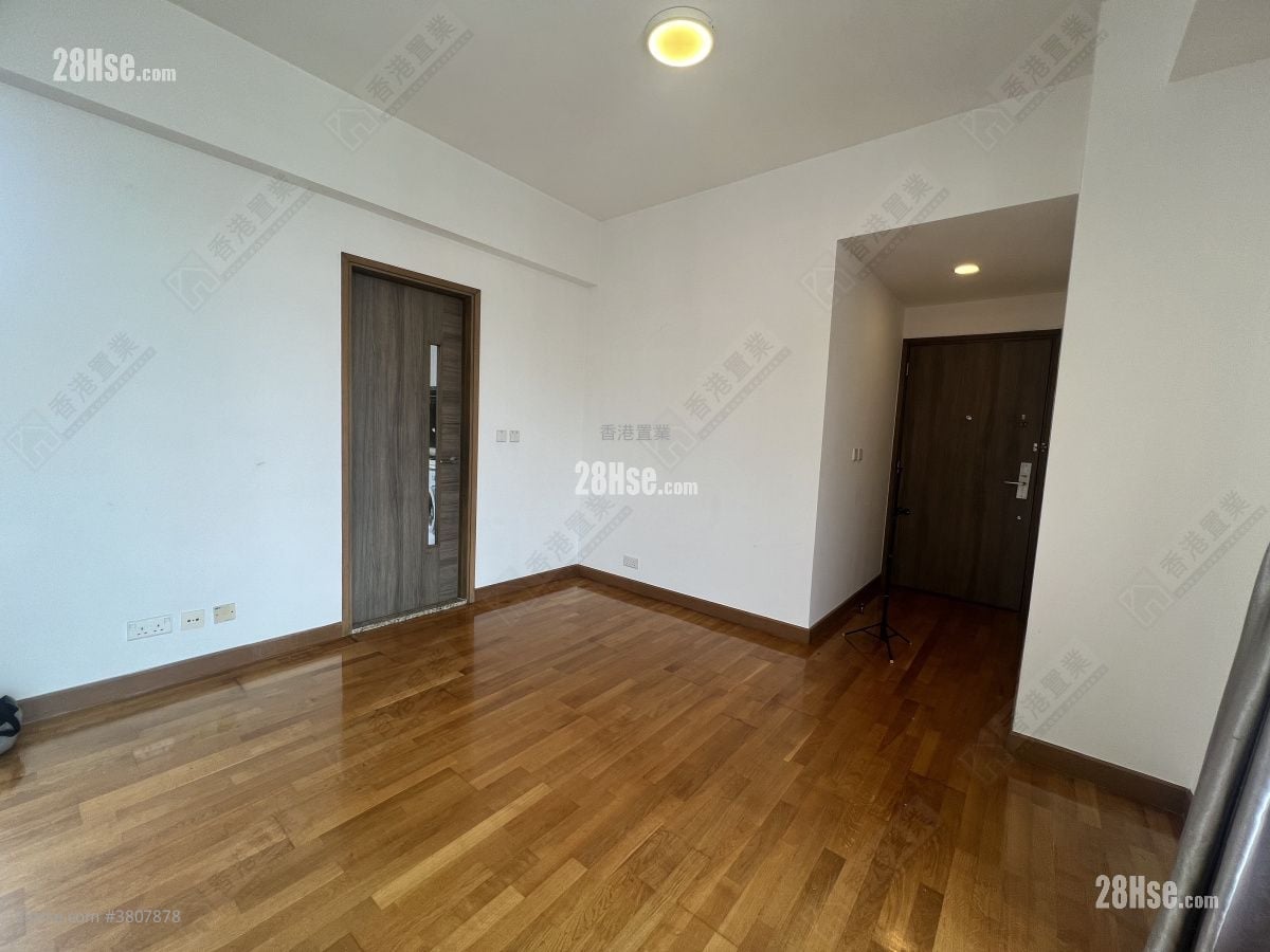 Heya Star Sell 3 Bedrooms , 2 Bathrooms 730 ft²