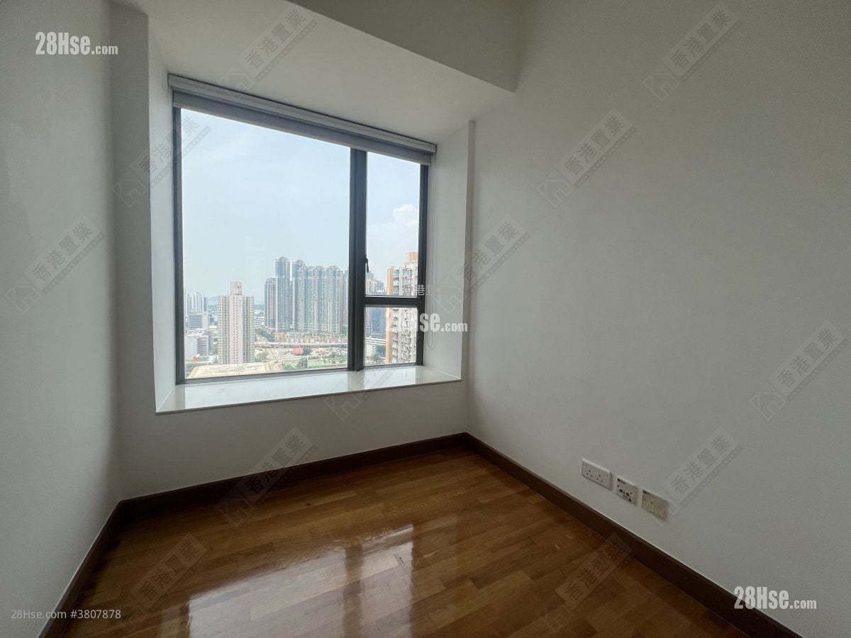 Heya Star Sell 3 Bedrooms , 2 Bathrooms 730 ft²