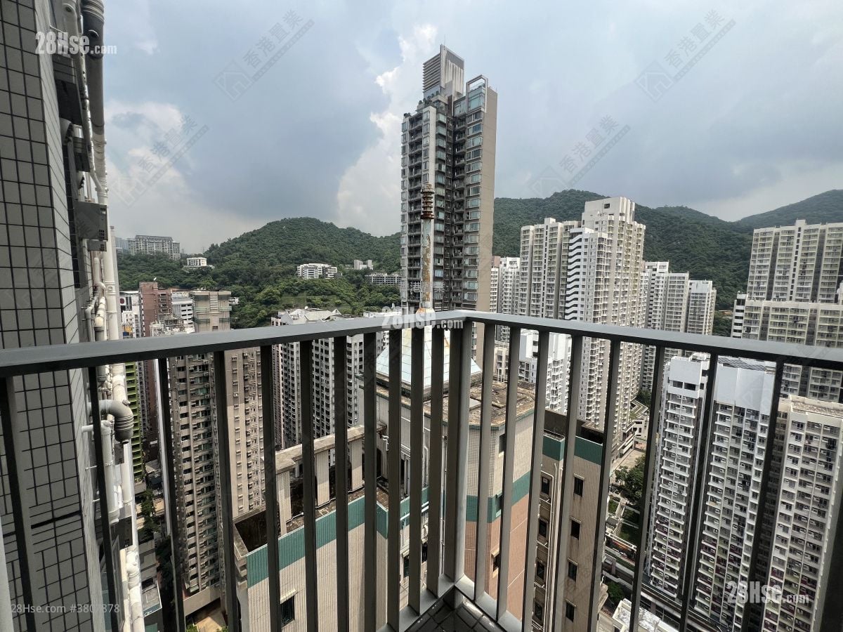 Heya Star Sell 3 Bedrooms , 2 Bathrooms 730 ft²