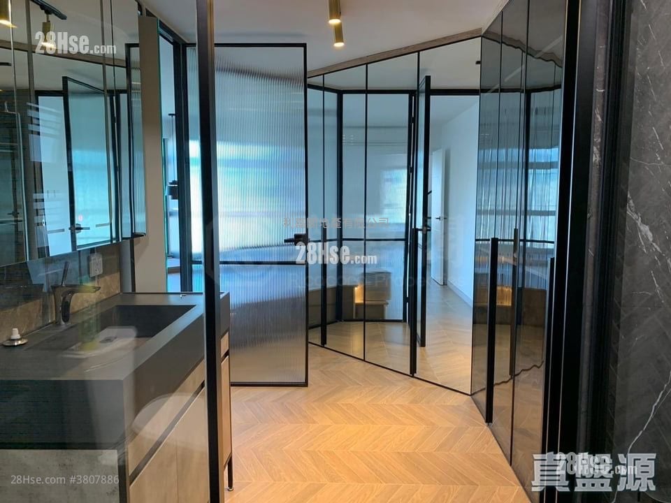 御龙居 售盘 4 房 1,591 平方尺