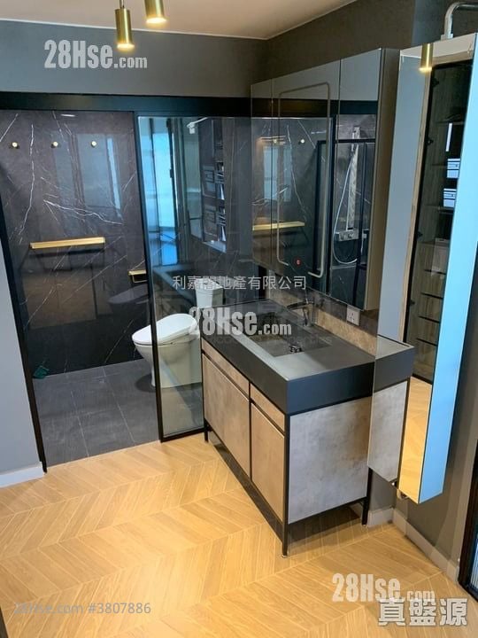 御龙居 售盘 4 房 1,591 平方尺