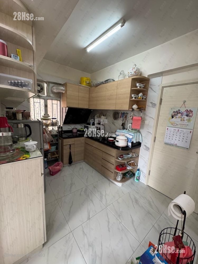 Tung Fook Building Sell 2 Bedrooms , 1 Bathroom 479 ft²