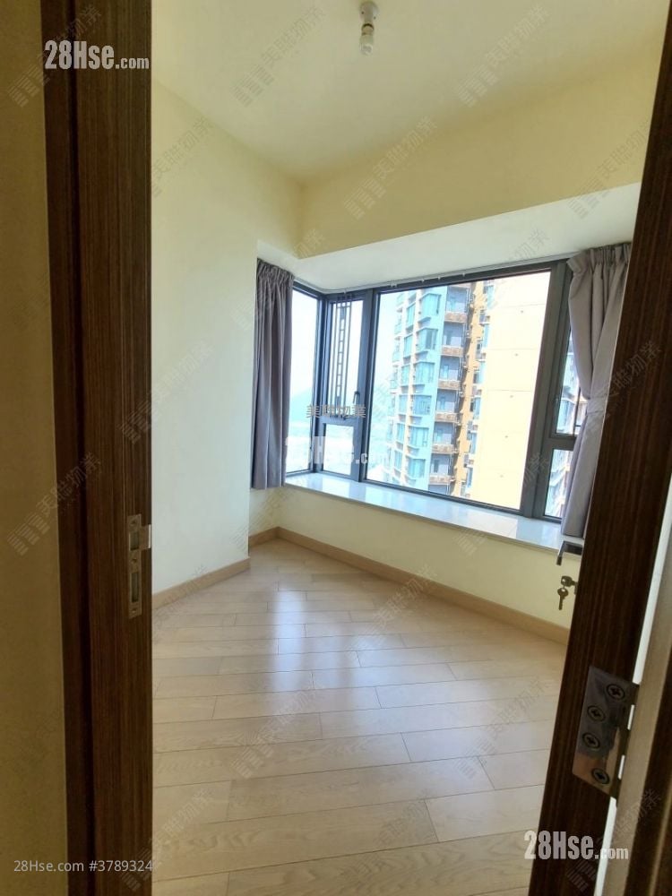 Grand Yoho Rental 2 Bedrooms , 1 Bathroom 596 ft²