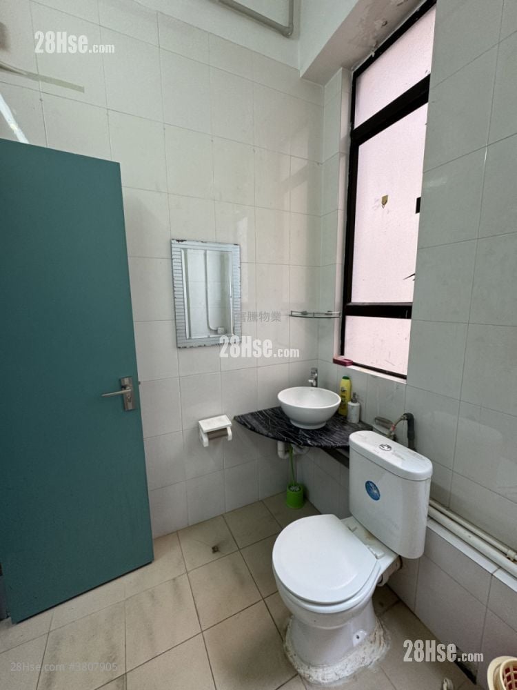 Wah Lok Industrial Centre Rental