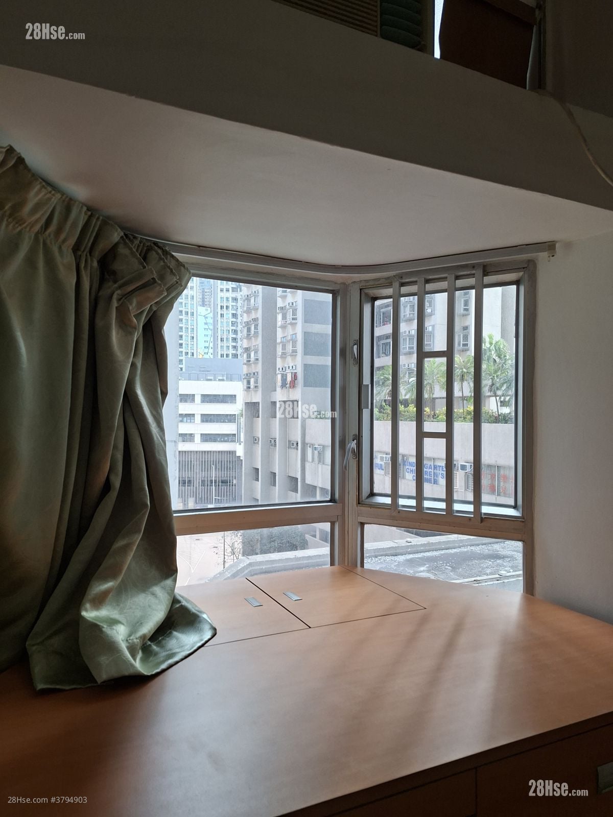 Riviera Gardens Rental 2 Bedrooms , 1 Bathroom 450 ft²