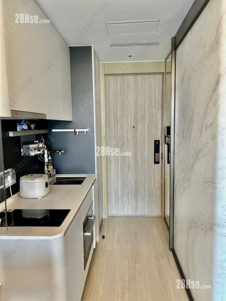 One Innovale Sell 224 ft²