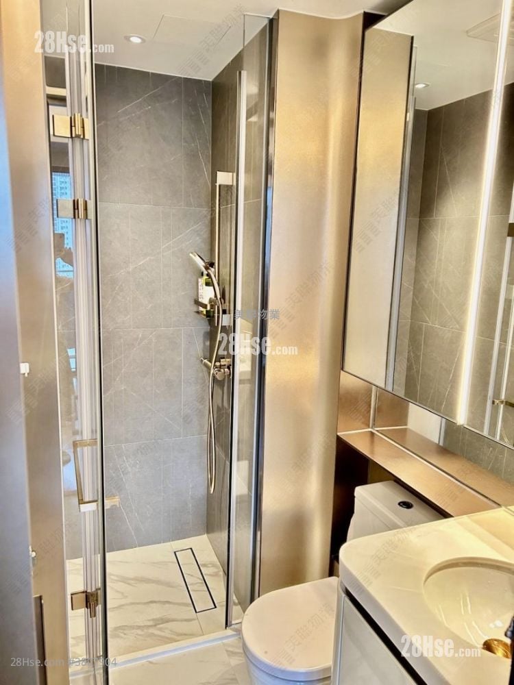 One Innovale Sell 224 ft²