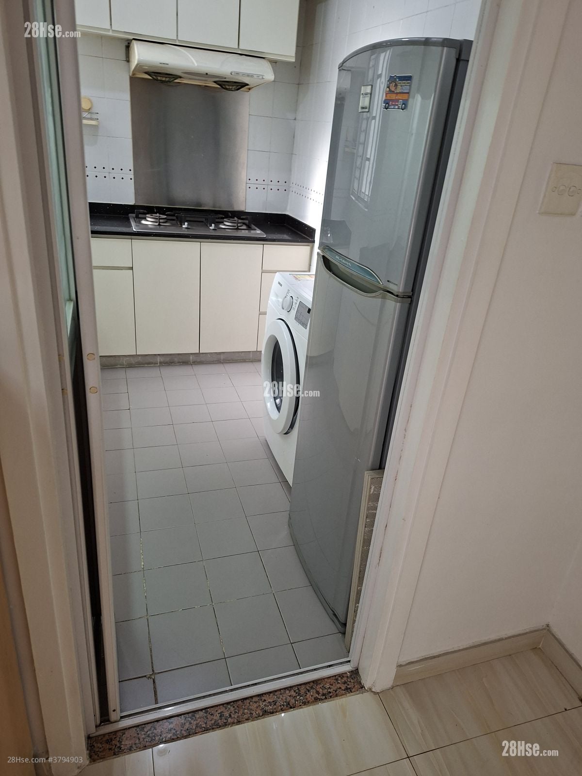 Riviera Gardens Rental 2 Bedrooms , 1 Bathroom 450 ft²