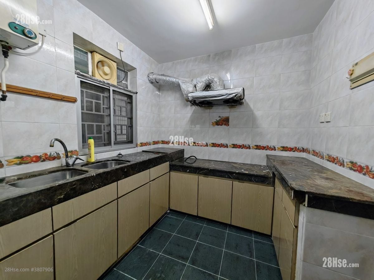 汀角村村屋 租盤 3 房 , 1 浴室 650 平方呎