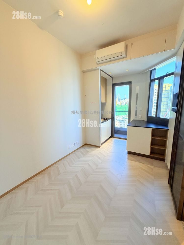 Eight Southpark Rental Studio , 1 Bathroom 200 ft²