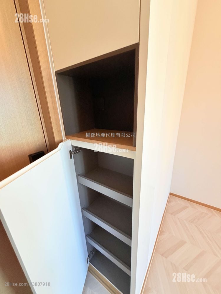 Eight Southpark Rental Studio , 1 Bathroom 200 ft²