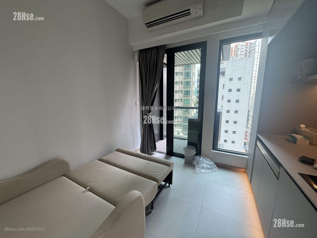 Baker Circle Greenwich Sell Studio , 1 Bathroom 212 ft²