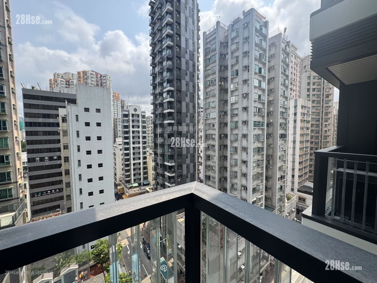 Baker Circle Greenwich Sell Studio , 1 Bathroom 212 ft²